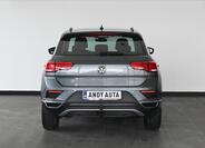 Volkswagen T-Roc 4
