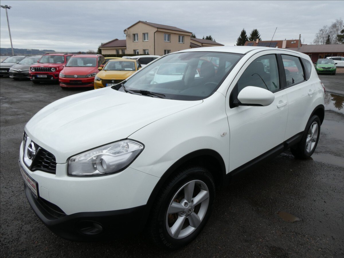 Nissan Qashqai SUV 2,0 l 104 kw