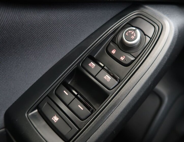 Subaru XV SUV / Terénní 1,6 l 84 kw