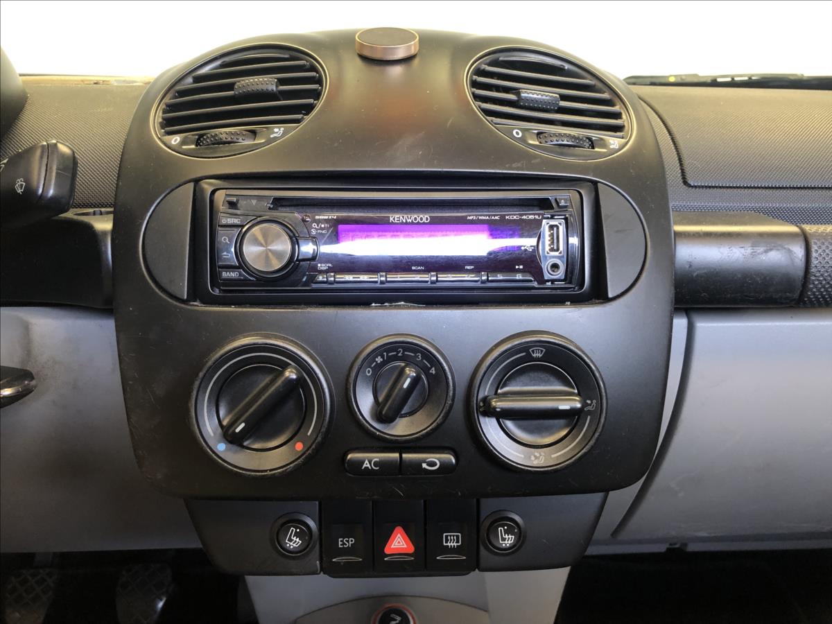 Volkswagen New Beetle