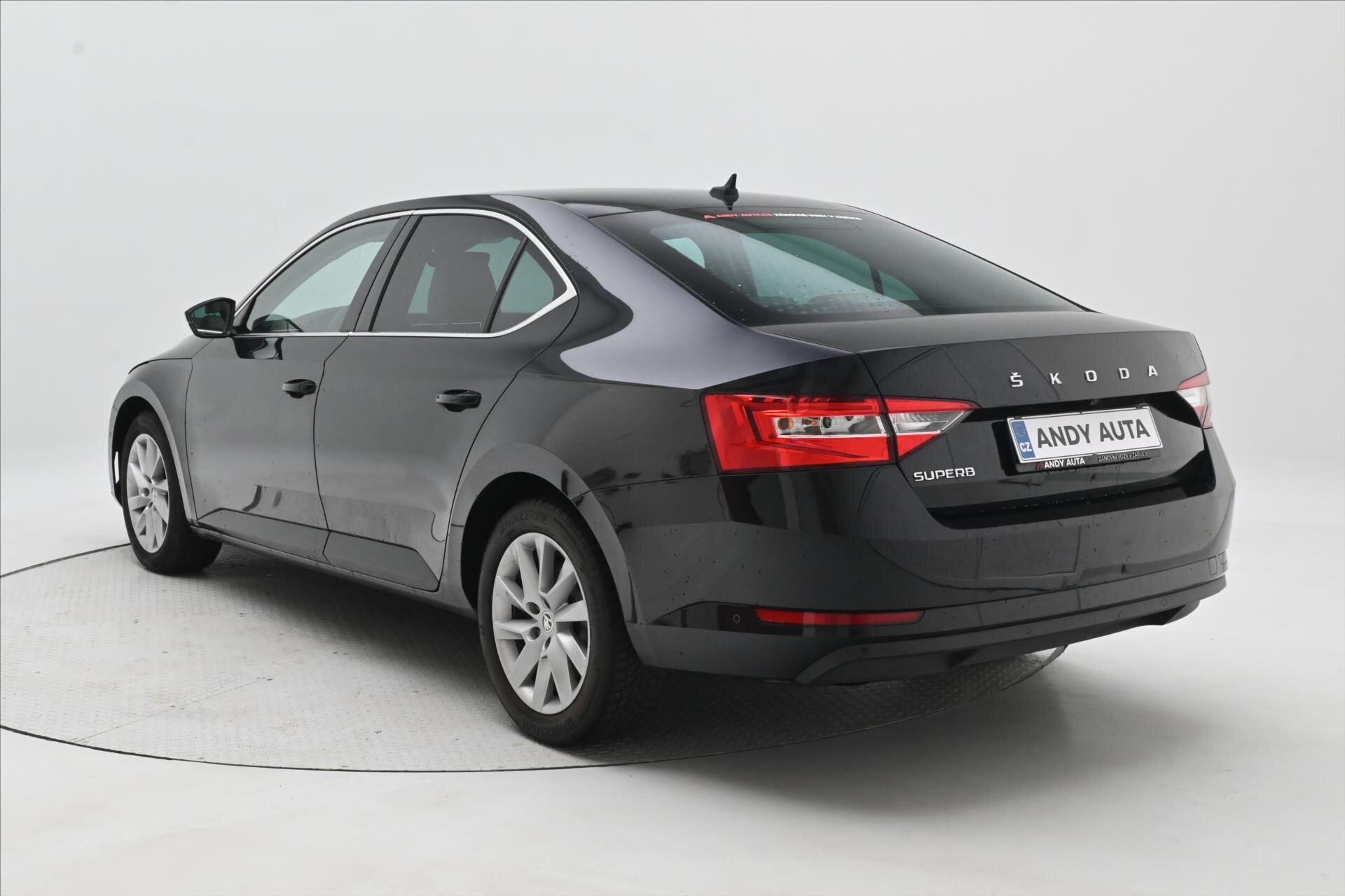 Škoda Superb Liftback 2,0 l 110 kw