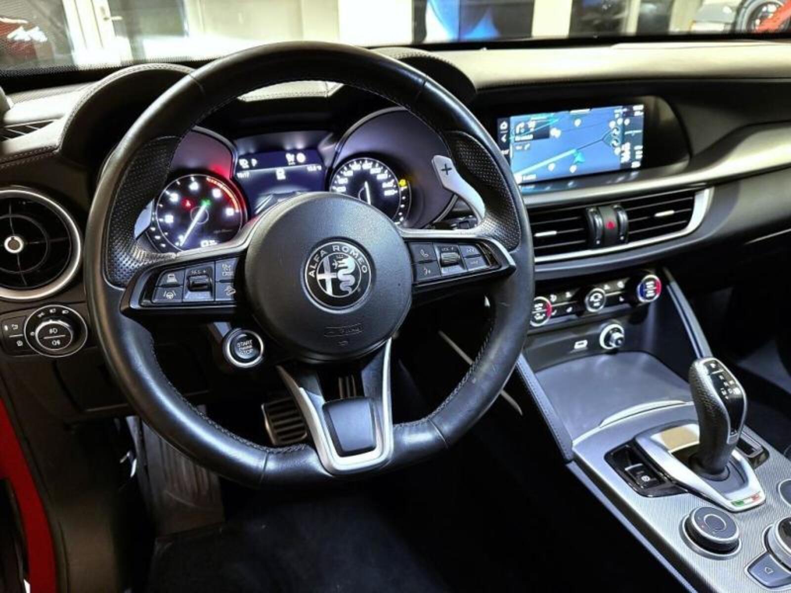 Alfa Romeo Stelvio 17