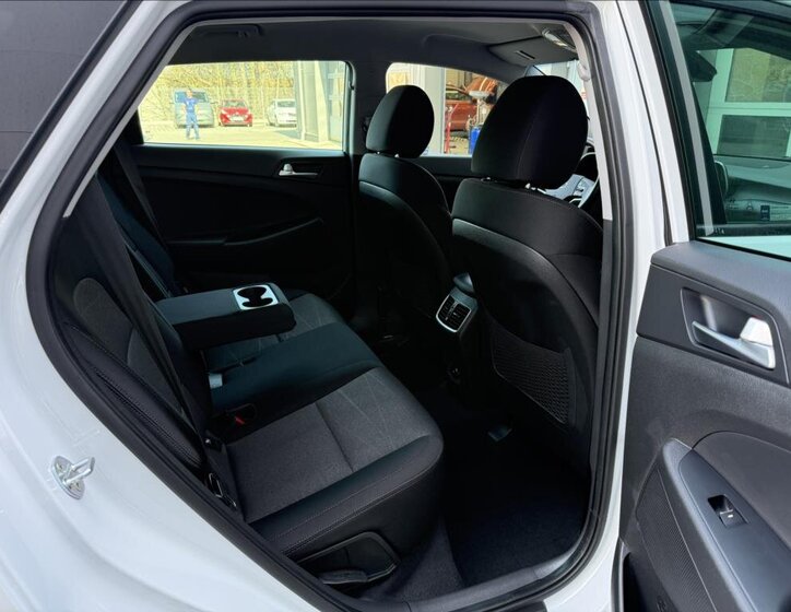 Hyundai Tucson SUV / Terénní 1,6 l 100 kw