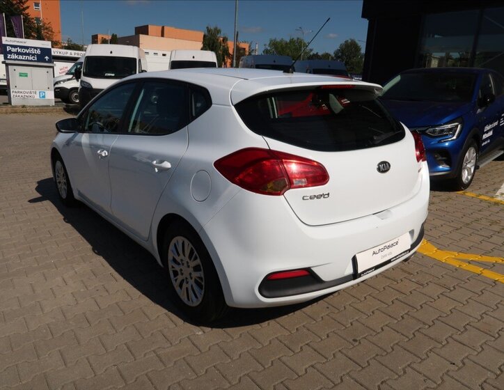 KIA Ceed Hatchback 1,4 l 66 kw