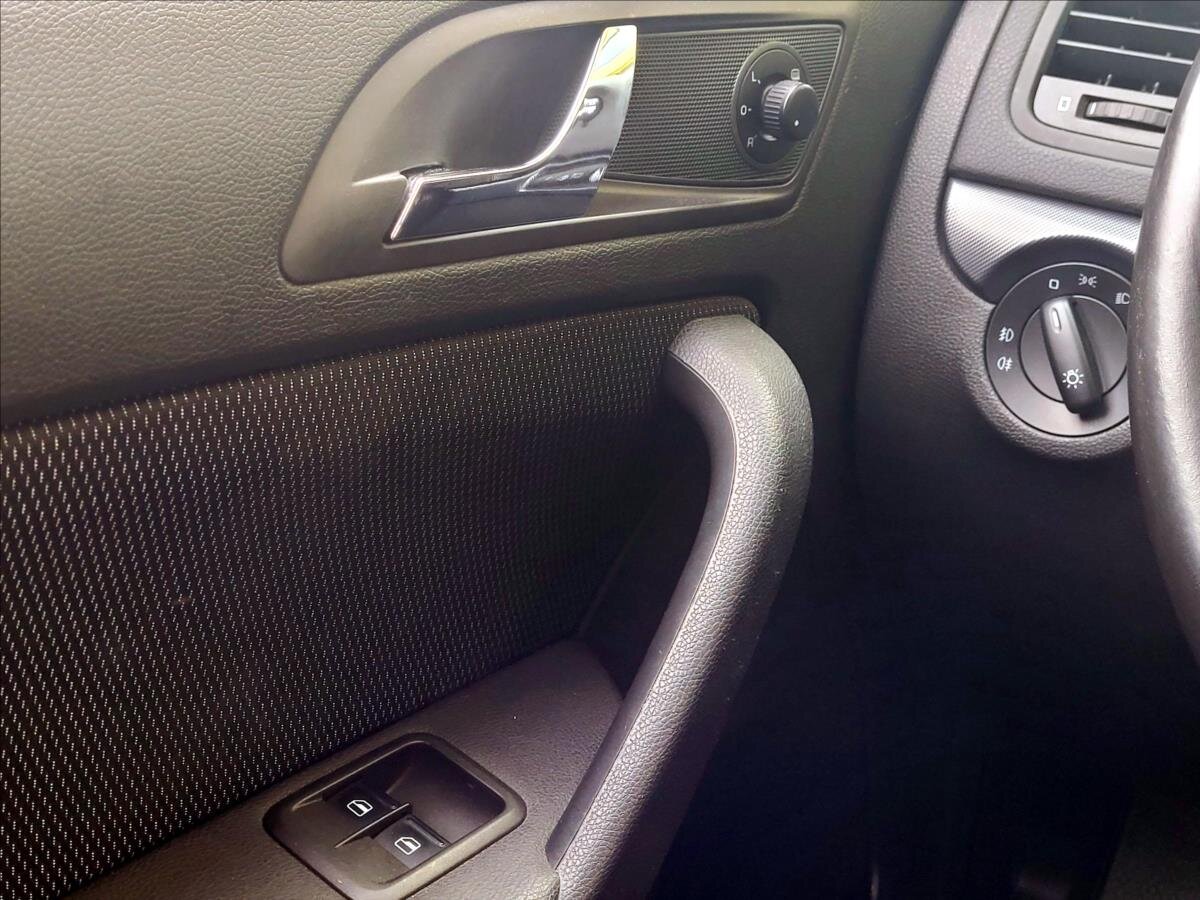 Škoda Yeti SUV / Terénní 1,2 l 77 kw