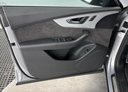 Audi SQ8 SUV / Terénní 4,0 l 373 kw