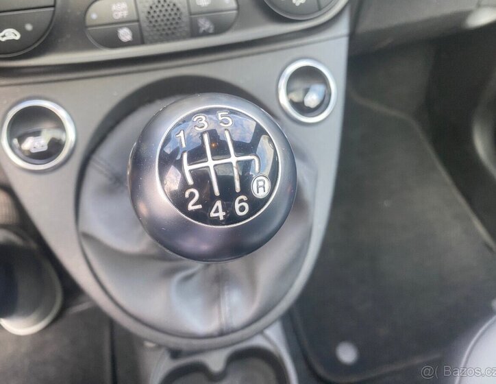 Fiat 500 Hatchback 0,0 0