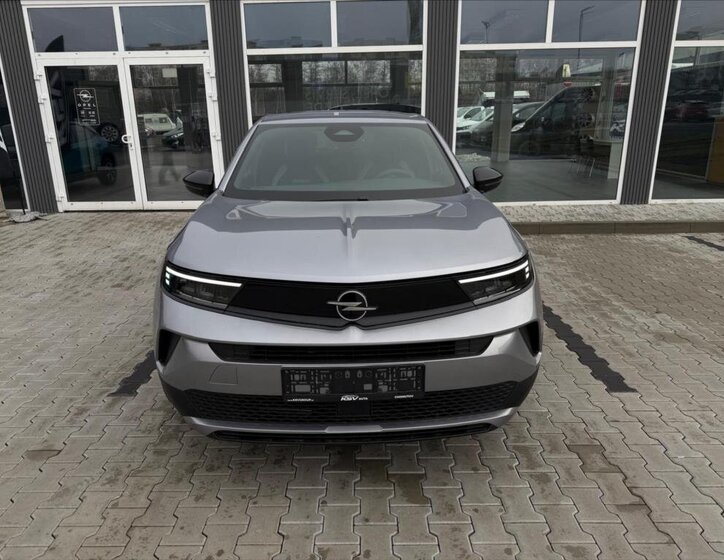Opel Mokka SUV / Terénní 1,2 l 100 kw