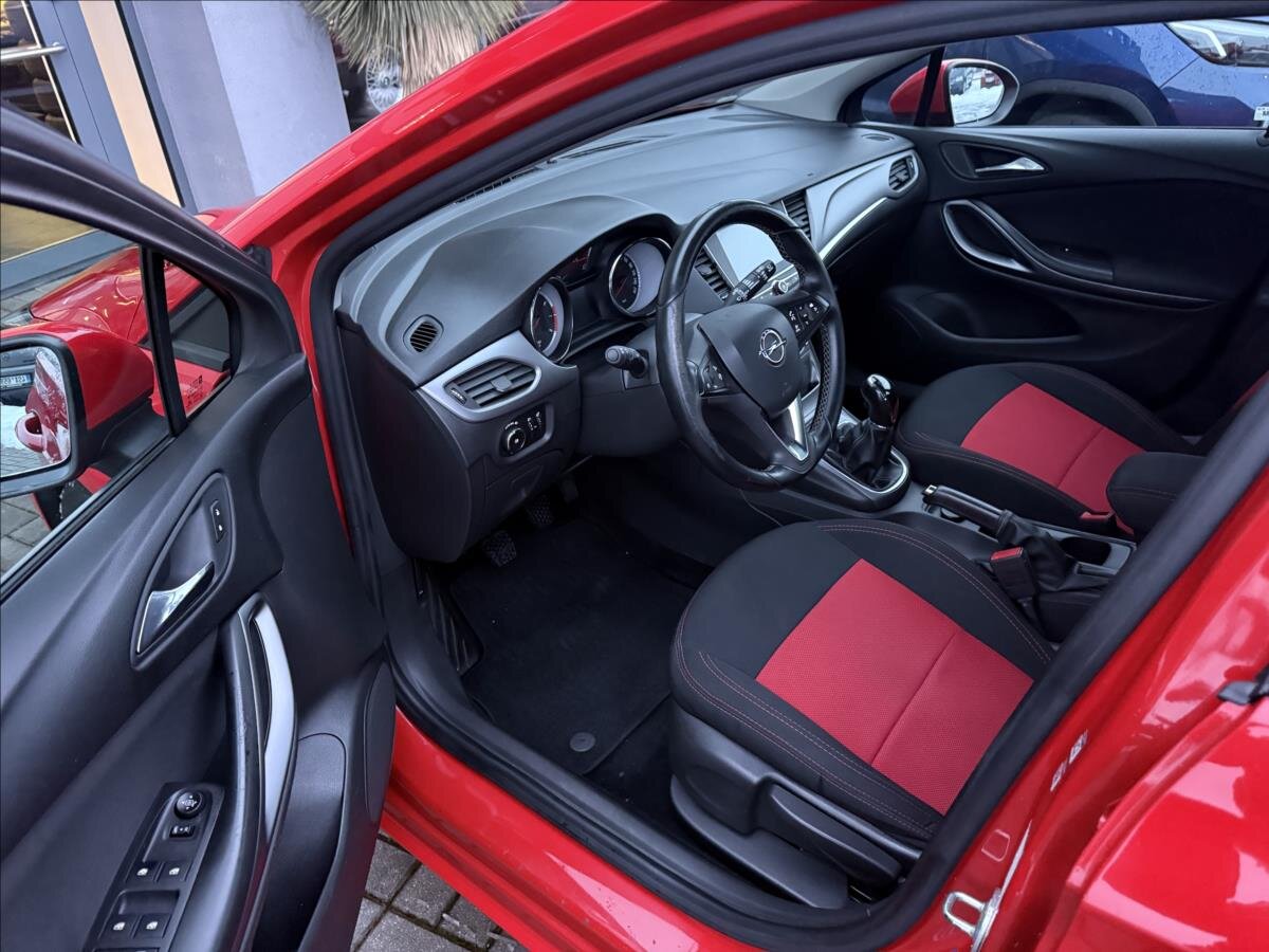 Opel Astra Hatchback 1,4 l 92 kw