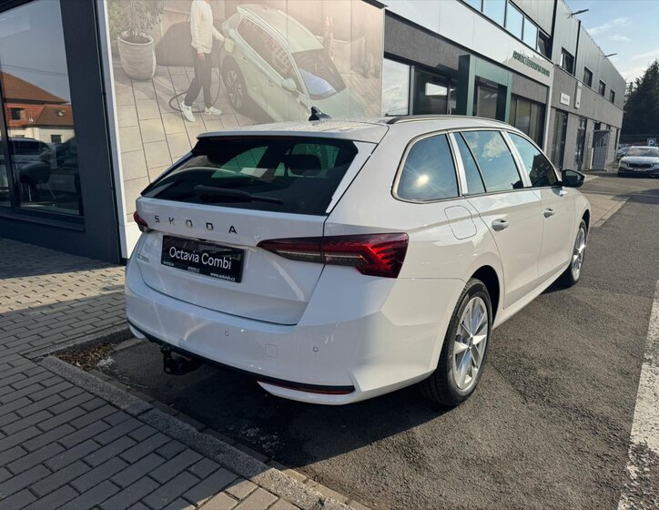 Škoda Octavia Kombi 2,0 l 85 kw