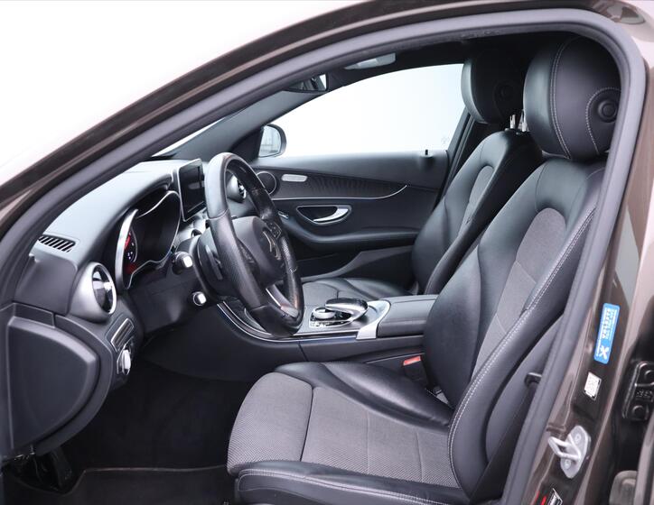 Mercedes-Benz Třídy C 12