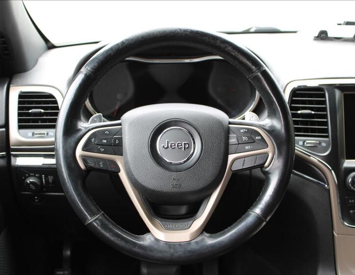 Jeep Grand Cherokee 18