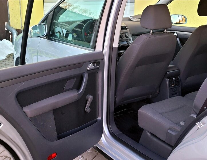 Volkswagen Touran MPV 1,9 l 77 kw