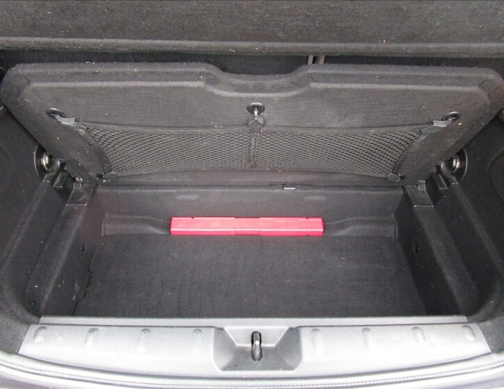 Mini Cooper Hatchback 1,5 l 85 kw