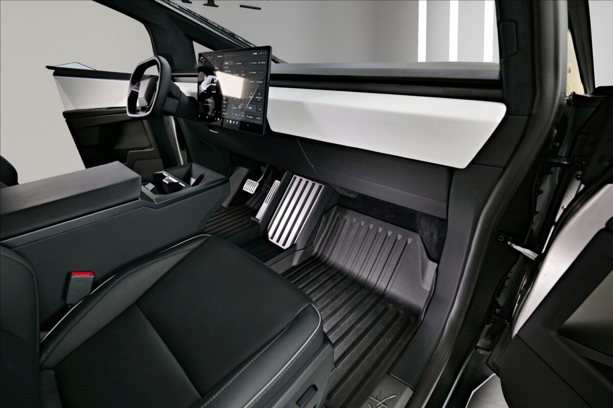 Tesla Ostatní SUV 0,0 450 kw