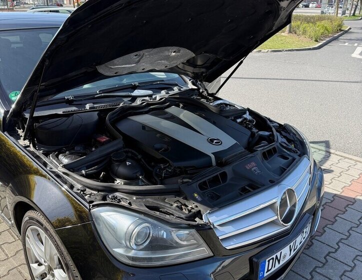 Mercedes-Benz Třídy C Kombi 0,0 195 kw
