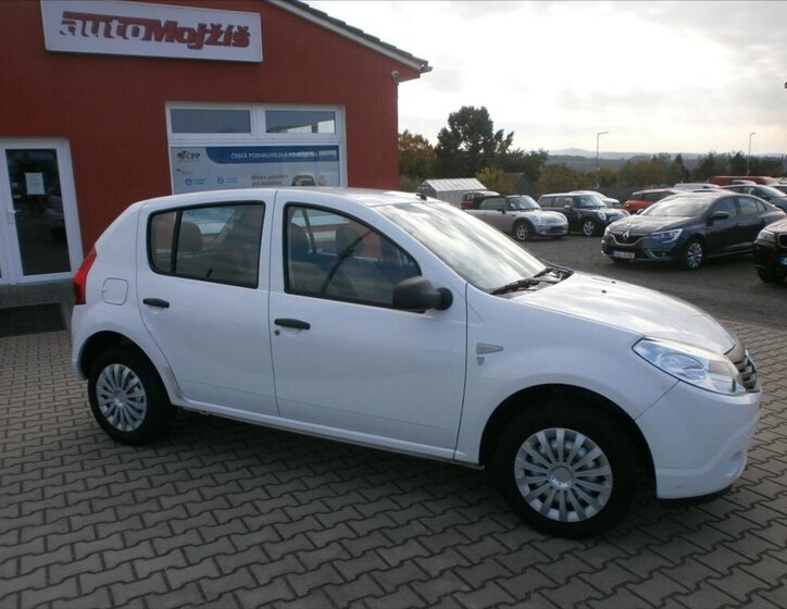 Dacia Sandero Hatchback 1,4 l 55 kw