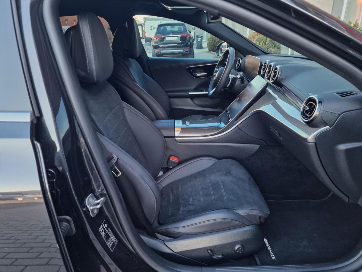 Mercedes-Benz Třídy C Sedan / Limuzína 2,0 l 147 kw