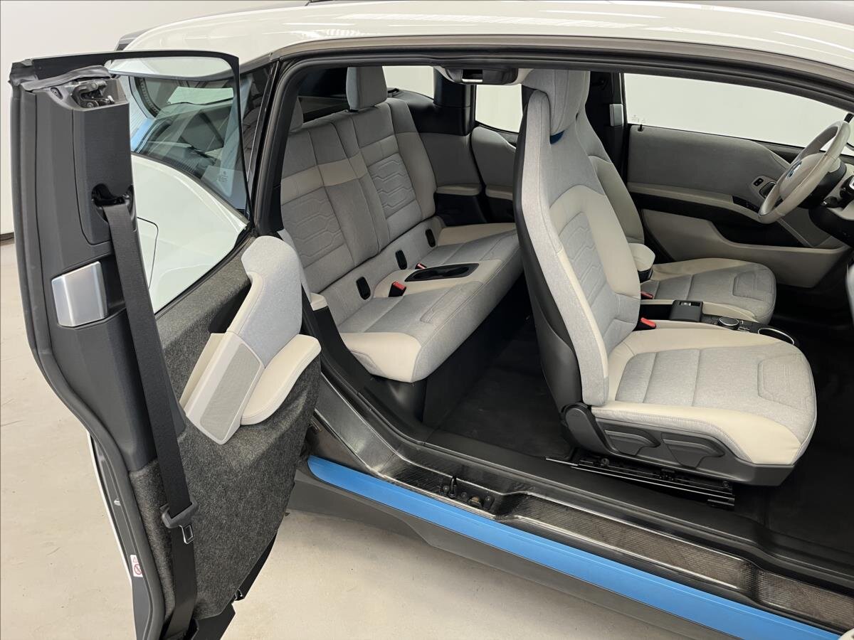 BMW i3 Hatchback 647,0 125 kw
