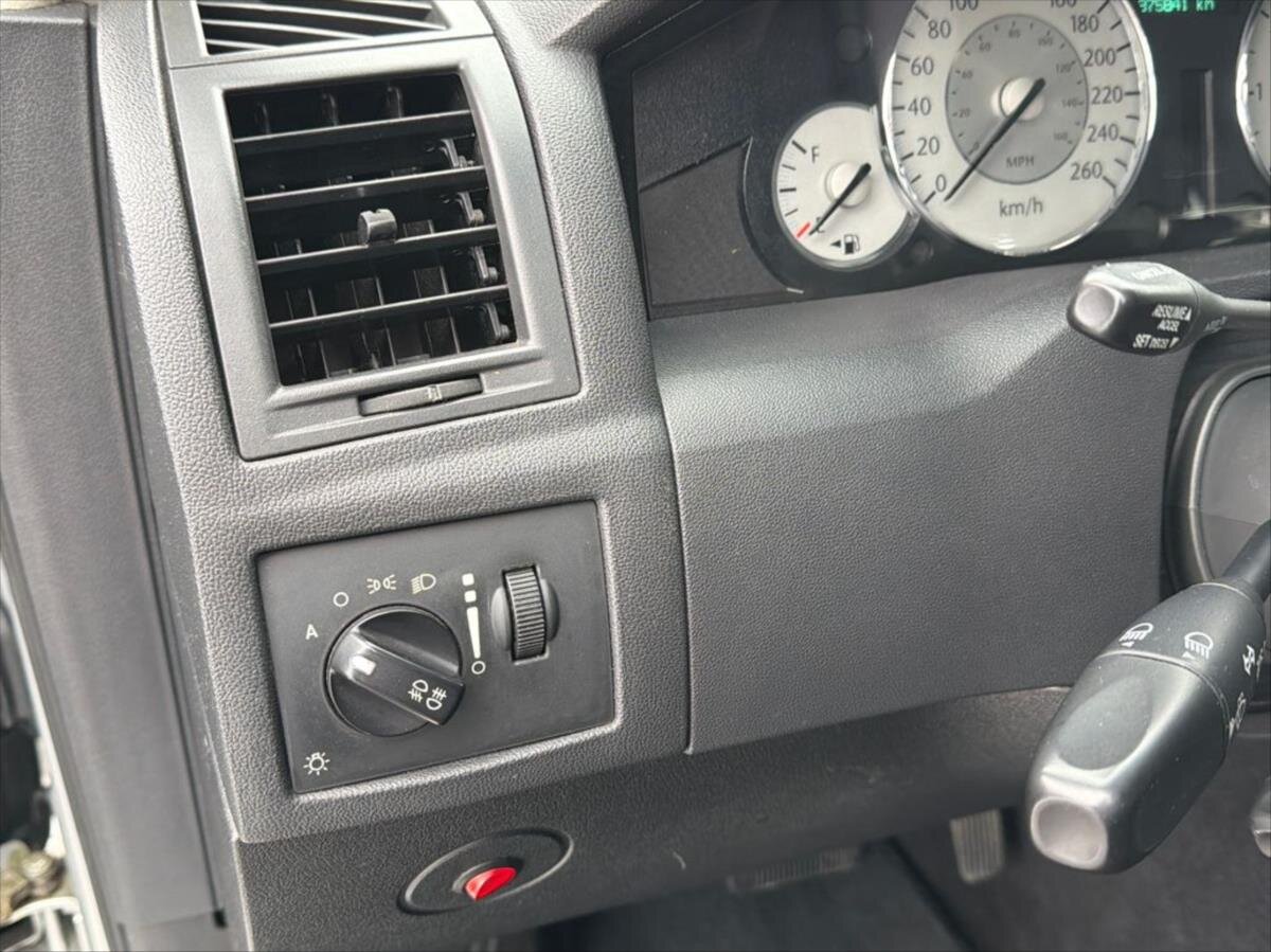 Chrysler 300C Kombi 3,0 l 160 kw