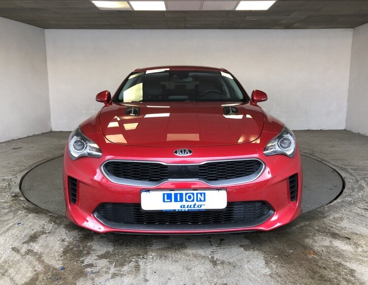 KIA Stinger 2