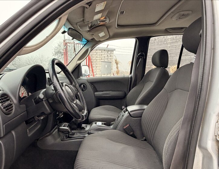 Jeep Cherokee Ostatní 2,5 l 105 kw