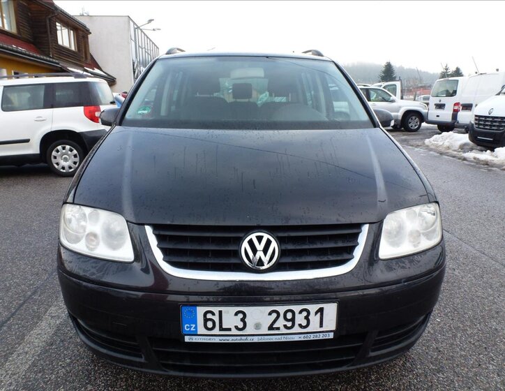 Volkswagen Touran Kombi 2,0 l 100 kw