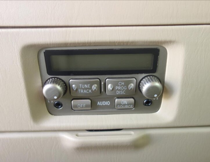 Toyota Land Cruiser SUV 4,7 l 175 kw