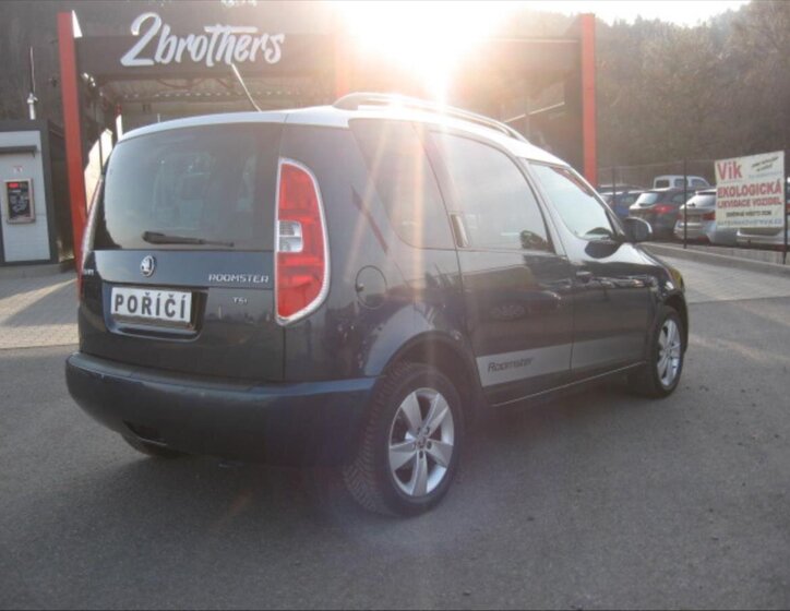 Škoda Roomster Hatchback 1,2 l 63 kw