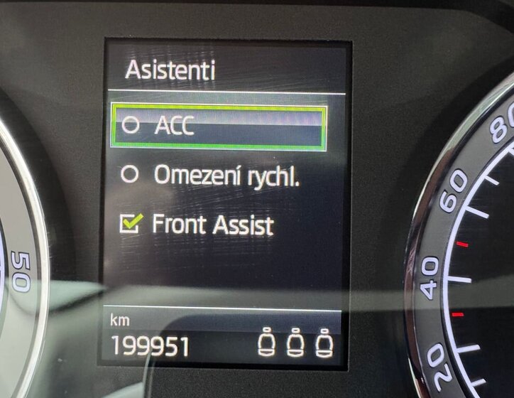 Škoda Superb Liftback 2,0 l 110 kw