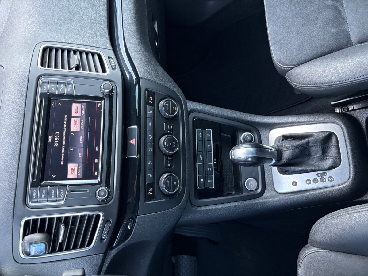 Volkswagen Sharan Kombi 2,0 l 110 kw