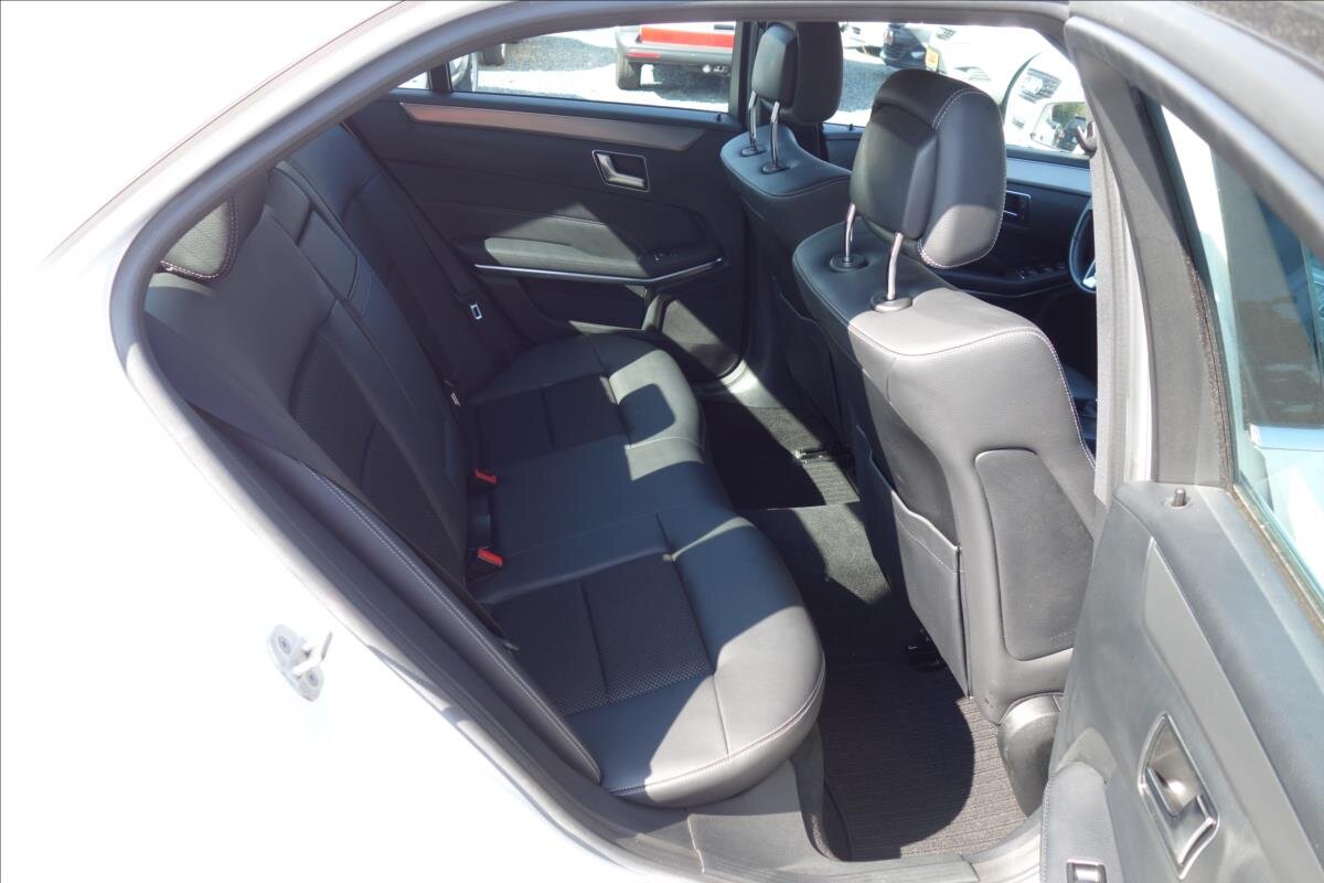 Mercedes-Benz Třídy E Sedan 2,1 l 125 kw