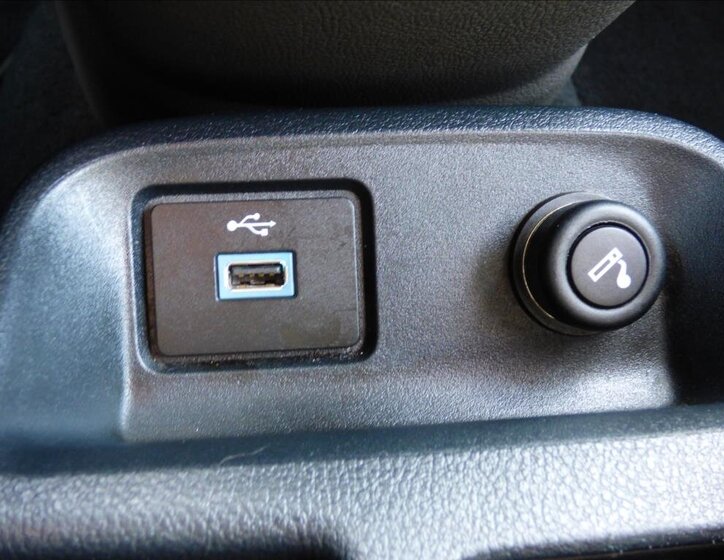 Ford Transit Connect MPV 1,5 l 74 kw