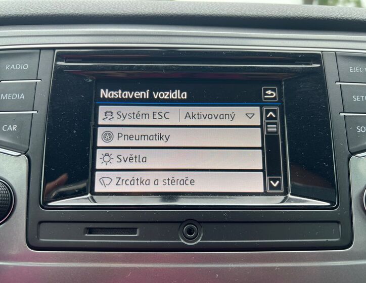 Volkswagen Golf Sportsvan 13