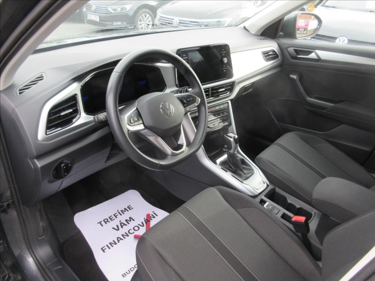 Volkswagen T-Roc SUV / Terénní 2,0 l 110 kw