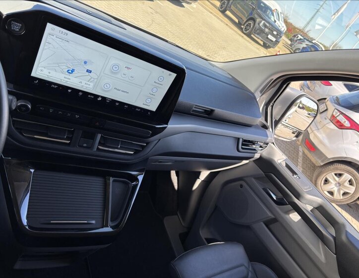 Ford Tourneo Custom Kombi 2,0 l 125 kw