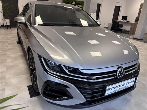 Volkswagen Arteon Kombi 2,0 l 235 kw