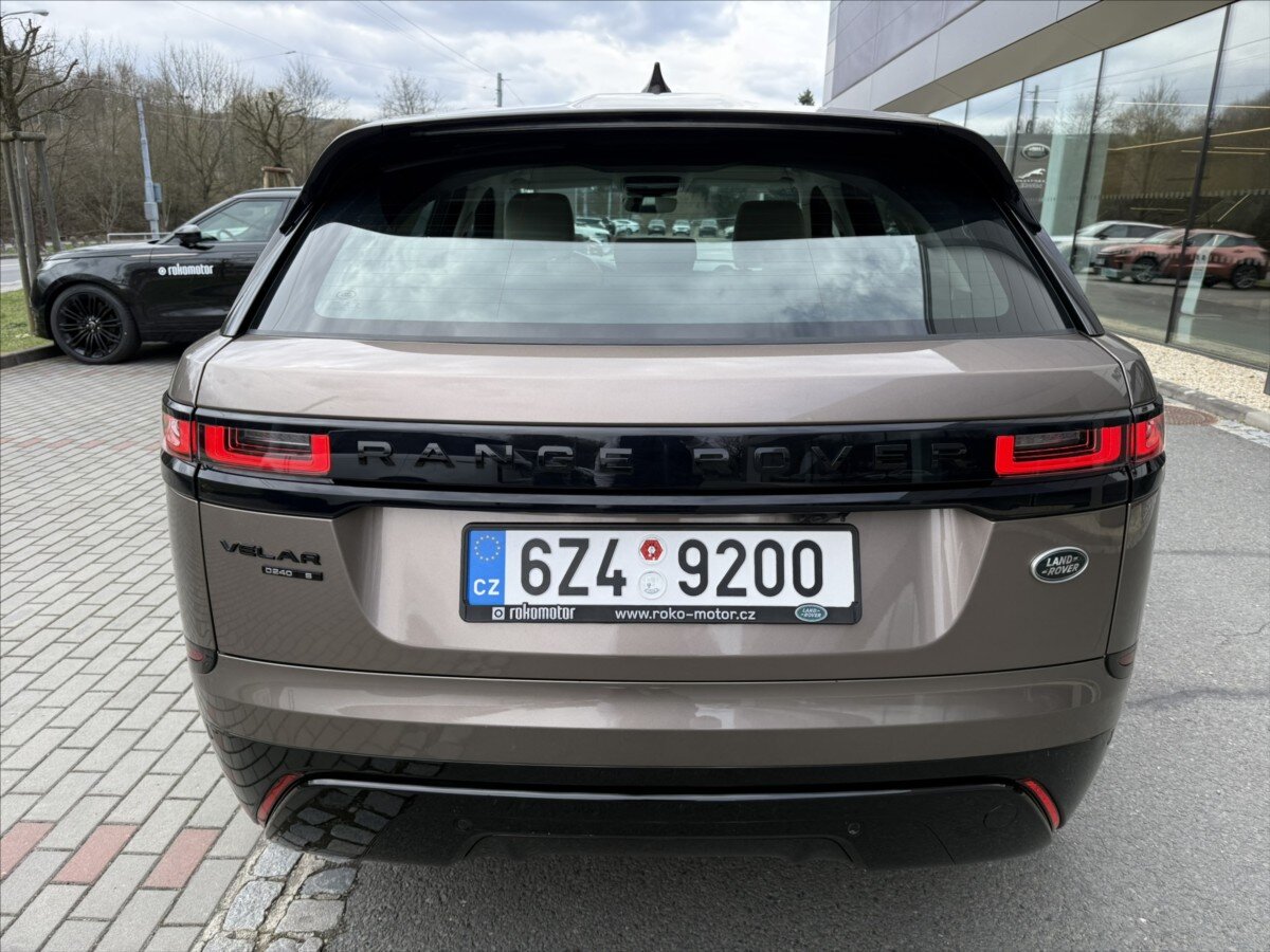 Land Rover Range Rover Velar SUV / Terénní 2,0 l 177 kw