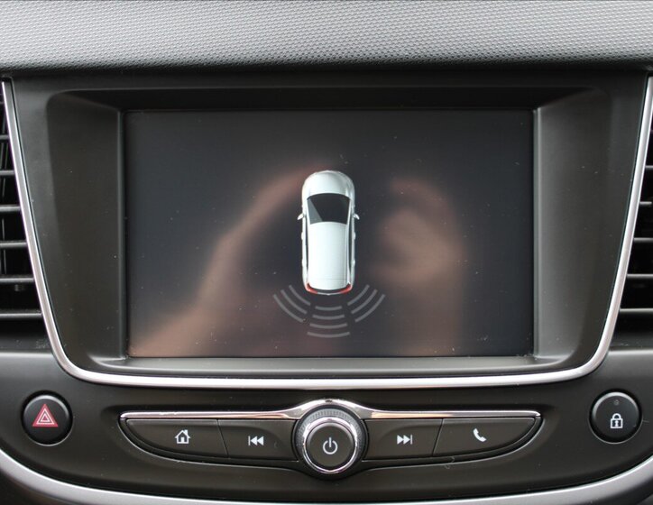 Opel Crossland SUV / Terénní 1,2 l 96 kw