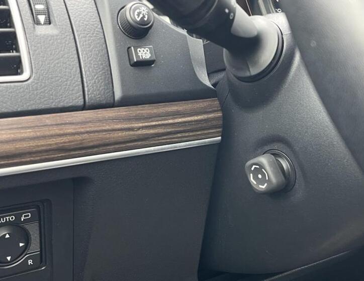 Toyota Land Cruiser 67