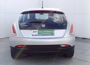 Lancia Delta Hatchback 1,6 l 88 kw