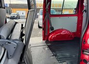 Toyota Hi-Ace Skříň 2,4 l 55 kw