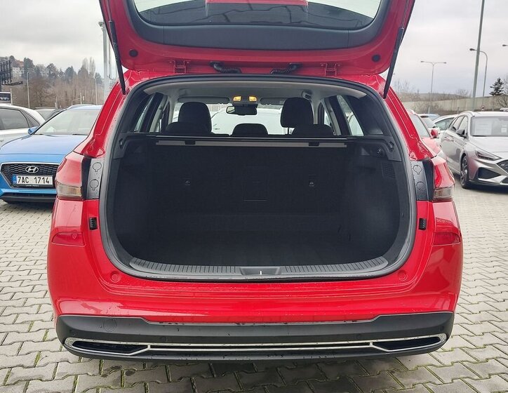 Hyundai i30 Kombi 998,0 88 kw