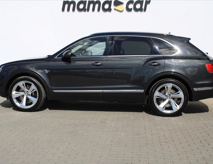 Bentley Bentayga 4