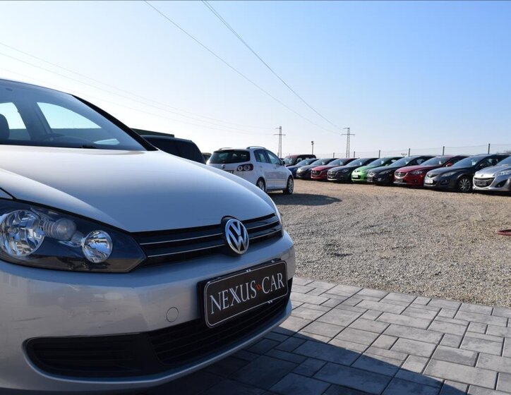 Volkswagen Golf Kombi 1,6 l 66 kw