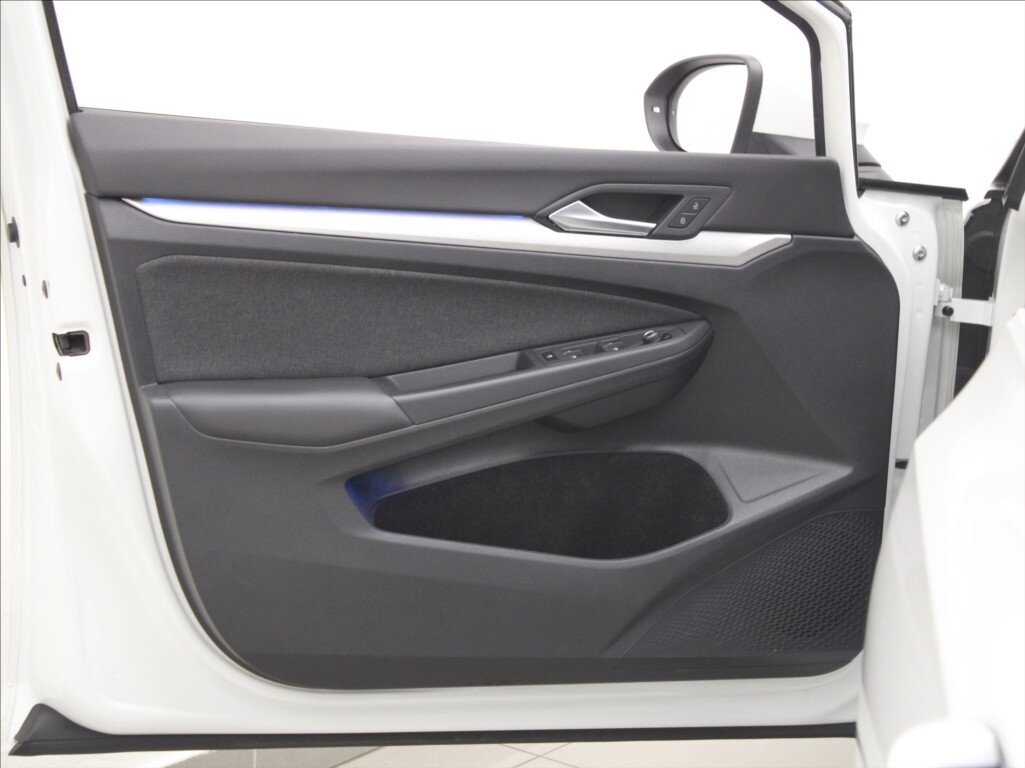 Volkswagen Golf Kombi 1,5 l 96 kw