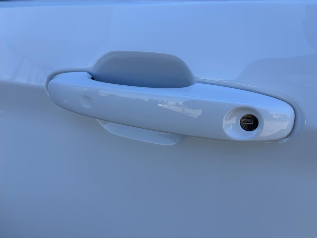 Ford Tourneo Custom Kombi 2,0 l 110 kw