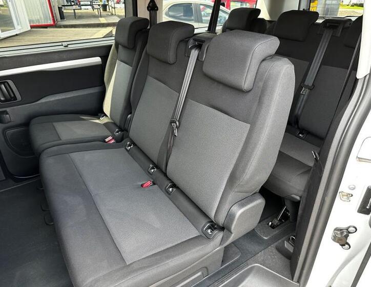 Toyota ProAce Verso 16