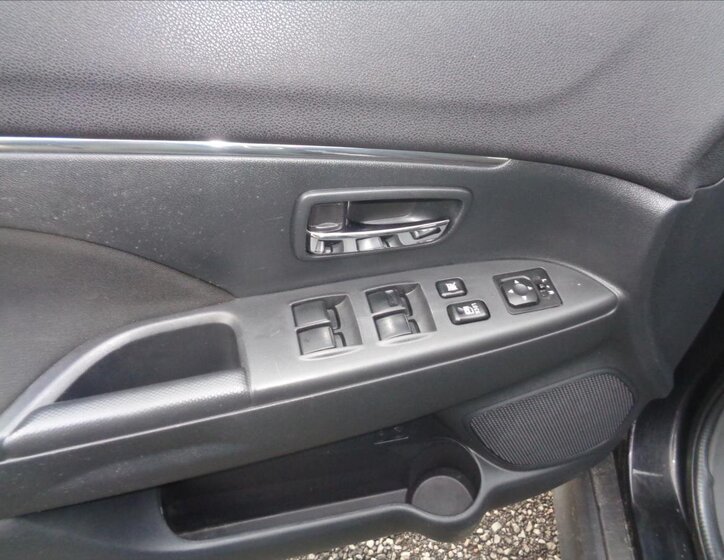 Mitsubishi ASX Kombi 1,6 l 84 kw