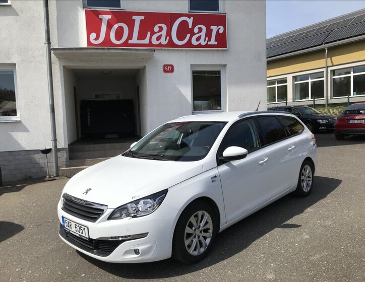 Peugeot 308 Kombi 1,2 l 81 kw